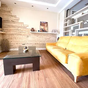 Loft'n With Parking And Views Appartement